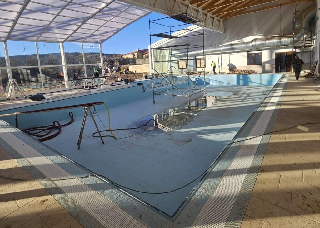 proceso construccion piscina publica