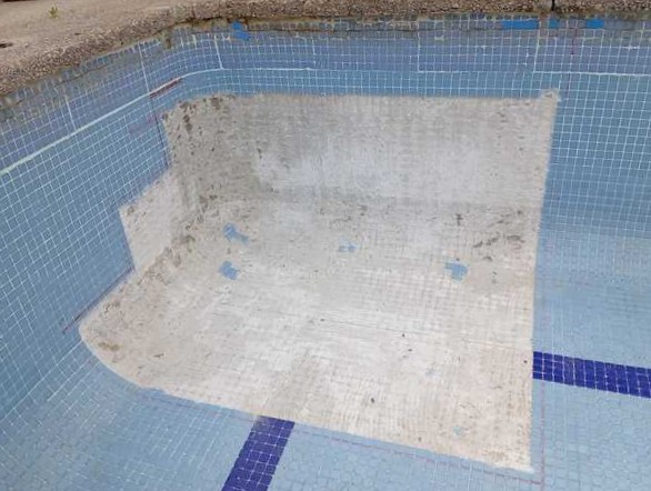 Diseño y replanteo escaleras para piscinas de obra