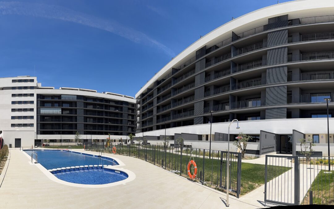 Construcción de una piscina comunitaria de 20x7 metros