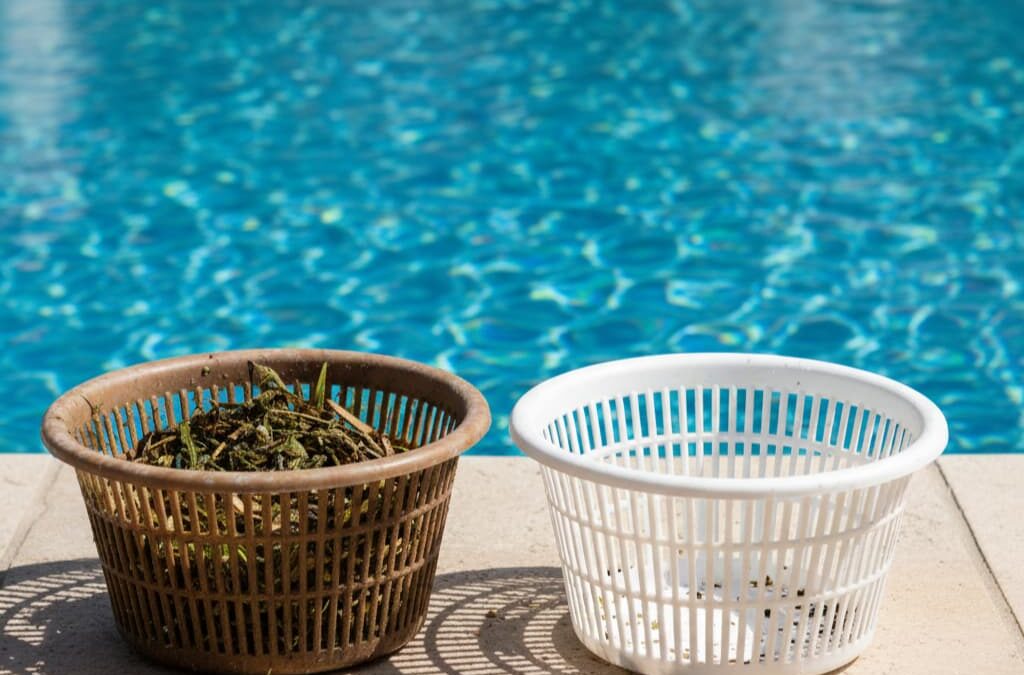 ¿Cada cuánto hay que cambiar los skimmers de tu piscina?